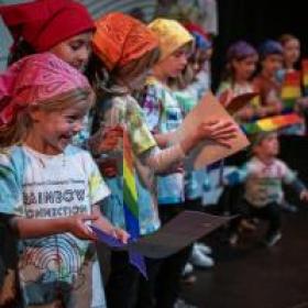 photo of Jr. Players performing